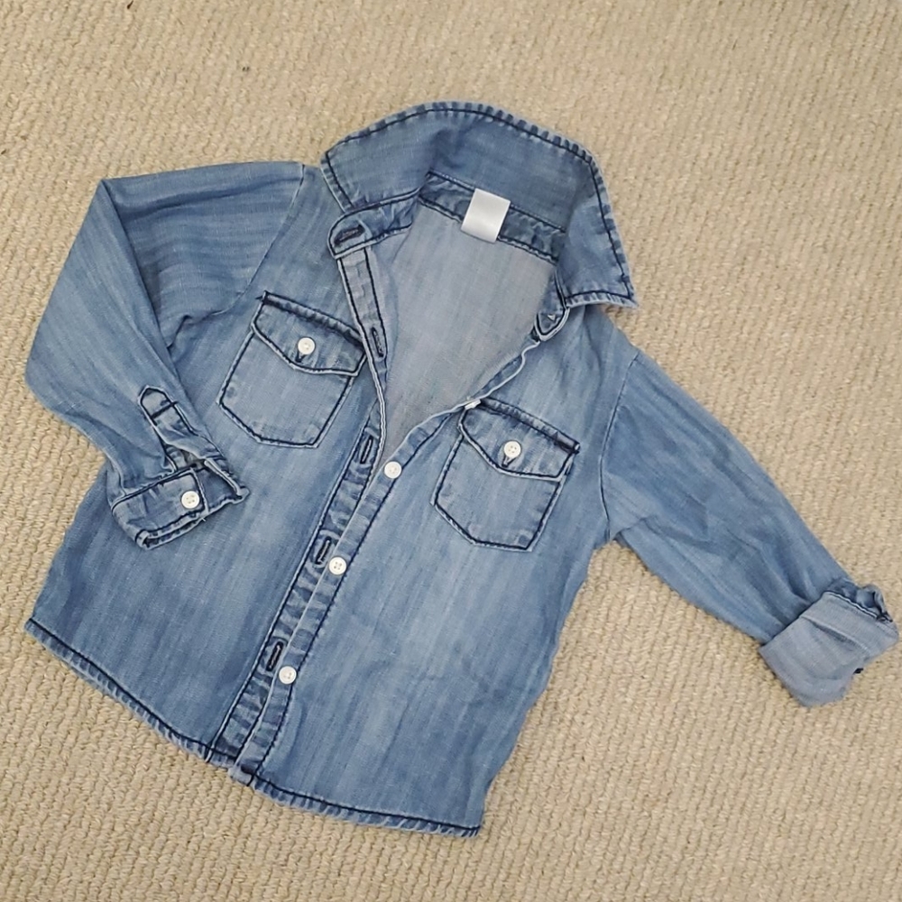 EUC Carter's Long Sleeve Denim Chambray Burton Down Shirt 3T